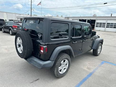 Used 2021 Jeep Wrangler Unlimited Sport w/ Cold Weather Group AWD/4WD image 17