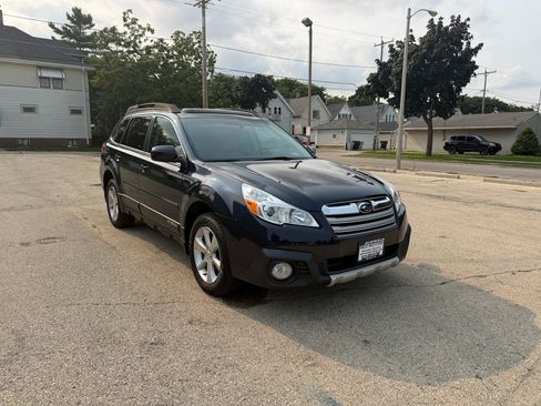 Used 2013 Subaru Outback 2.5i Limited w/ Moonroof Pkg AWD/4WD image 1