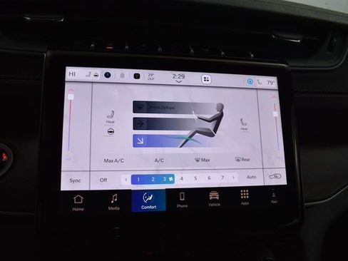 New 2025 Jeep Grand Cherokee Limited w/ Black Appearance Package image 25