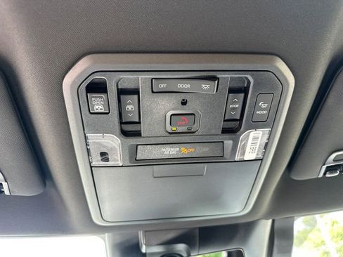 New 2026 Toyota Tundra Platinum AWD/4WD image 37