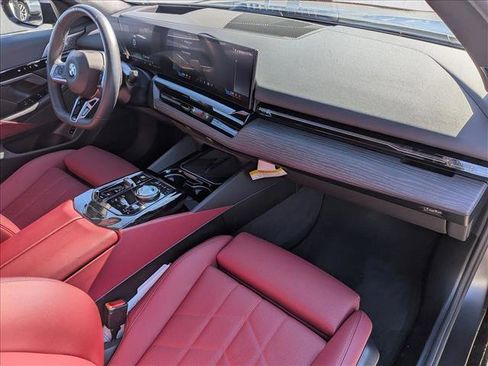 Used 2026 BMW 530i w/ M Sport Package image 22