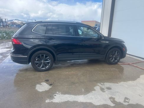 Used 2022 Volkswagen Tiguan SE AWD/4WD image 6