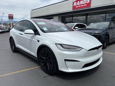 Used 2023 Tesla Model X AWD/4WD image 2