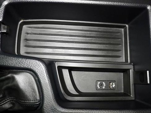 Used 2016 BMW 340i xDrive Sedan image 24