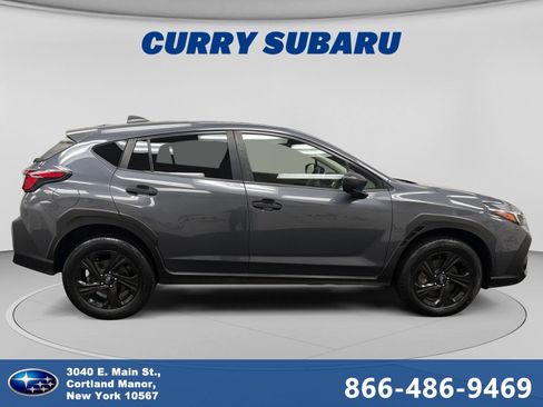 Used 2024 Subaru Crosstrek 2.0i AWD/4WD image 6