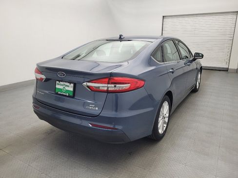 Used 2019 Ford Fusion SE image 9