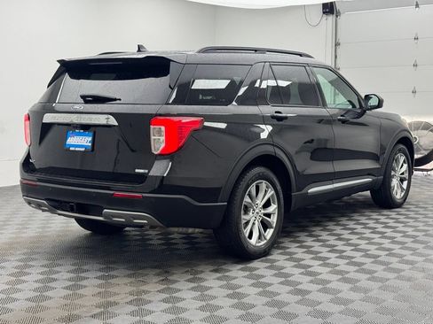 Used 2020 Ford Explorer XLT w/ Equipment Group 202A AWD/4WD image 6