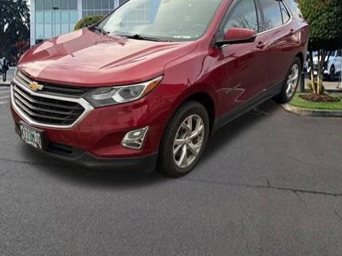 Used 2018 Chevrolet Equinox LT w/ Sun & Infotainment Package image 8