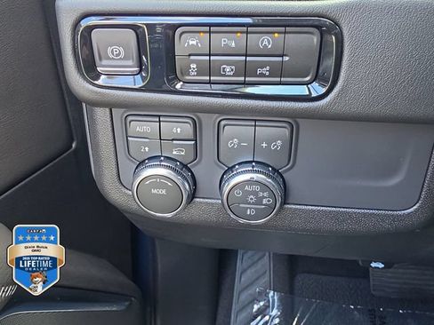 New 2026 GMC Yukon Denali AWD/4WD image 23