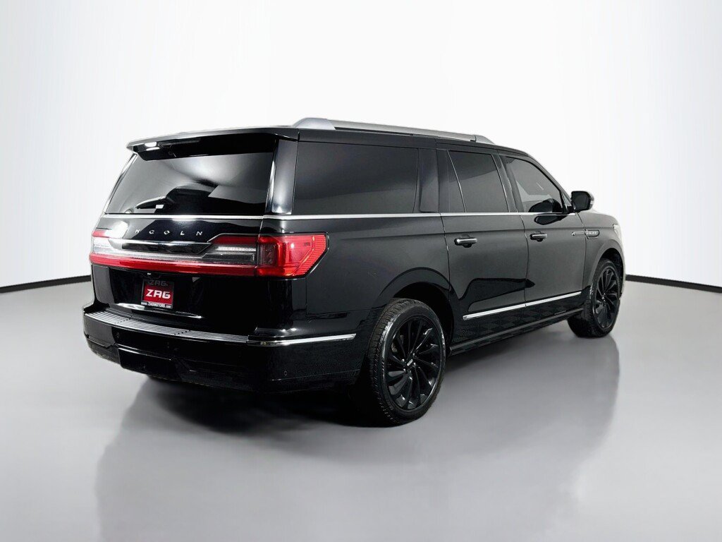 Used 2020 Lincoln Navigator L Reserve w/ Equipment Group 208A Reserve AWD/4WD image 5
