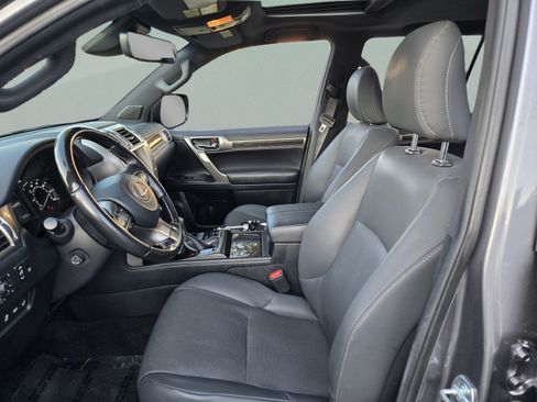 Certified 2021 Lexus GX 460 Premium w/ Premium Package AWD/4WD image 10