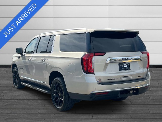 Used 2023 GMC Yukon XL SLT RWD image 5