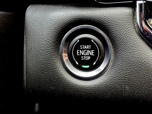 Used 2023 GMC Canyon Elevation w/ Convenience Package AWD/4WD image 19