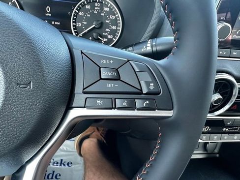 New 2025 Nissan Sentra SR w/ Midnight Edition image 27