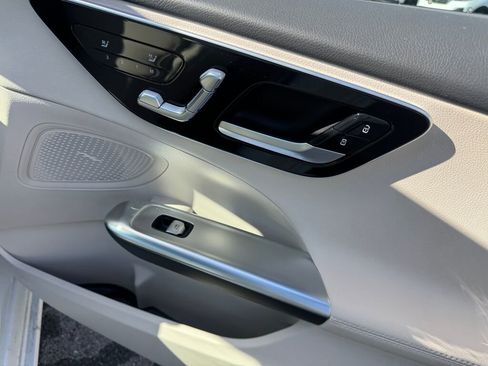 New 2025 Mercedes-Benz C 300 4MATIC Sedan image 23