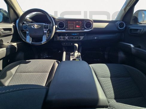 Used 2023 Toyota Tacoma 4x4 Double Cab image 3