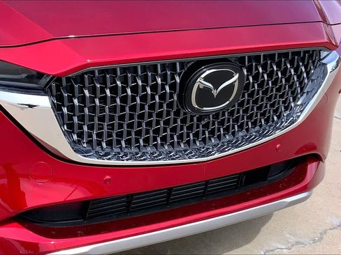 Certified 2025 MAZDA CX-5 Signature image 30