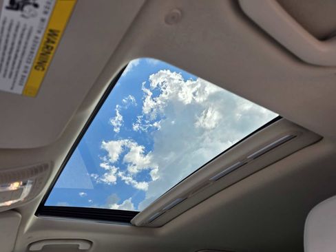 Certified 2024 Mercedes-Benz GLE 350 4MATIC image 11