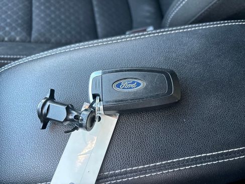 Used 2025 Ford Escape Active image 28