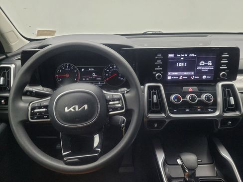 Used 2022 Kia Sorento LX image 22
