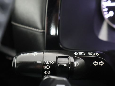 Used 2023 Nissan Pathfinder SL w/ Cargo Package image 41