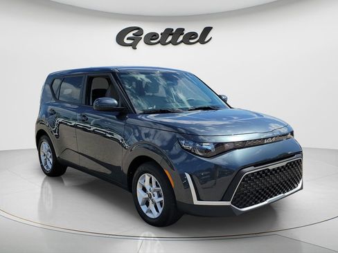 Used 2025 Kia Soul LX w/ LX Technology Package FWD image 6