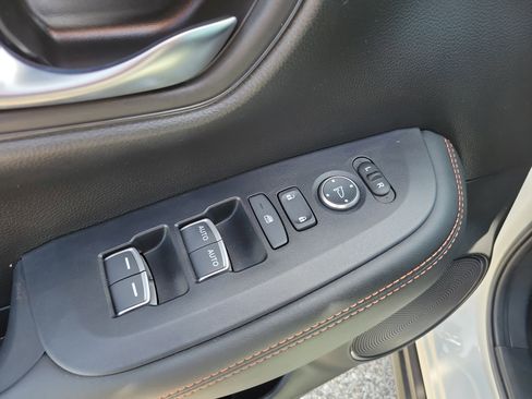 Certified 2024 Honda HR-V Sport image 21