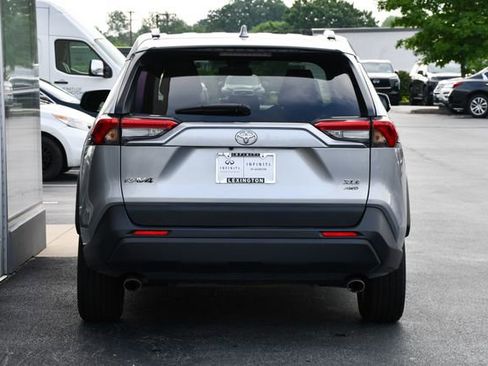 Used 2025 Toyota RAV4 XLE AWD/4WD image 8