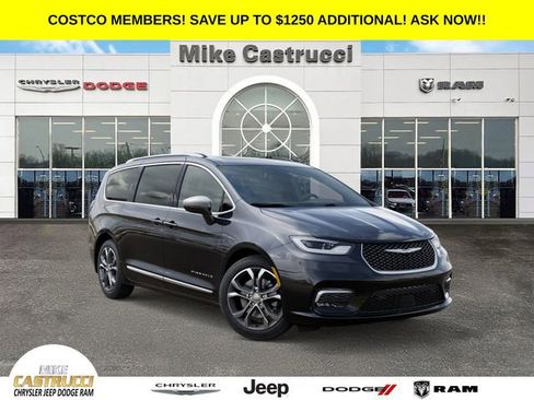 New 2026 Chrysler Pacifica Pinnacle AWD/4WD image 1