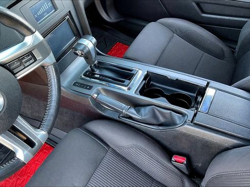 Used 2012 Ford Mustang Convertible RWD image 9