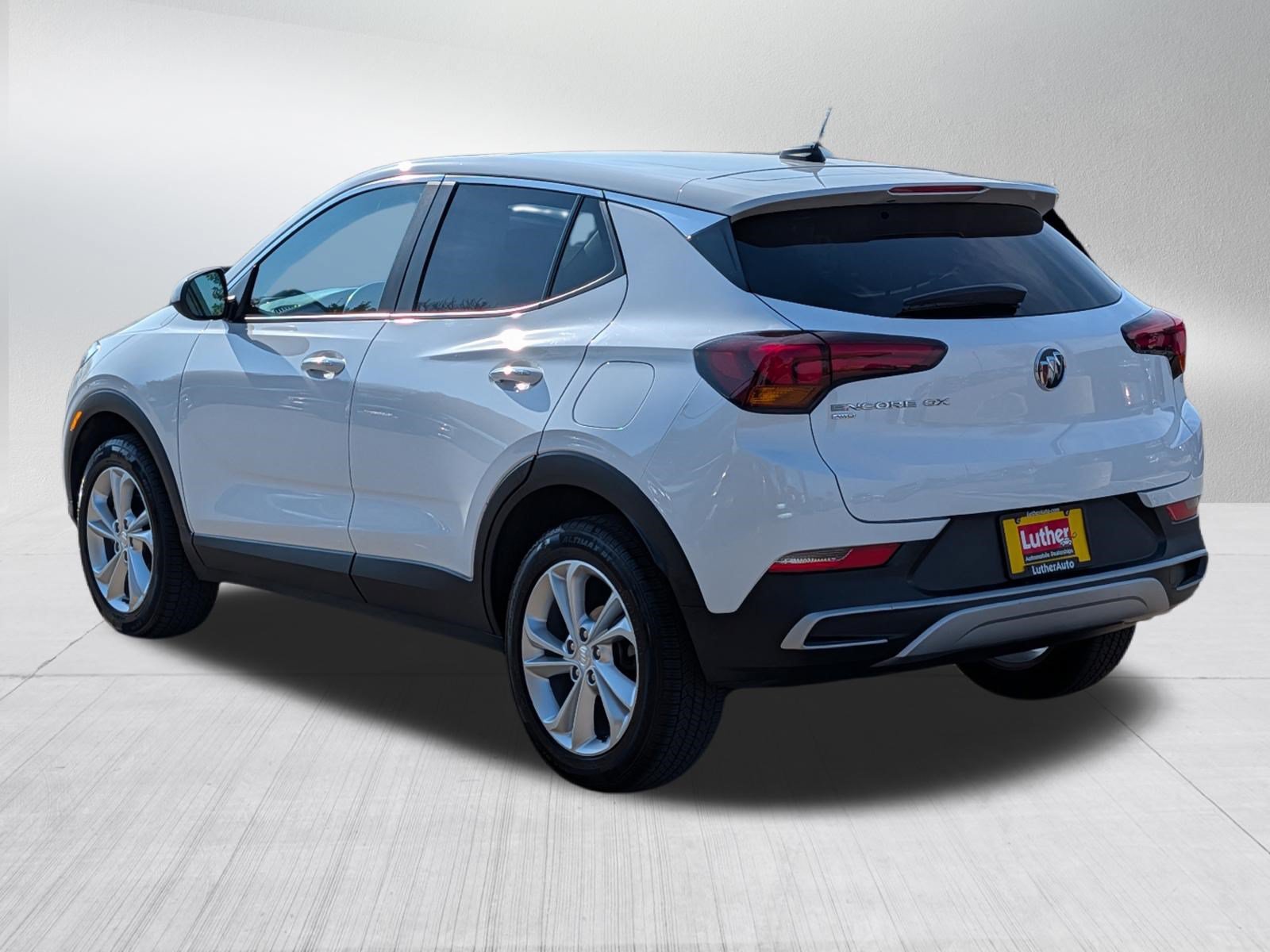 Used 2021 Buick Encore GX Preferred w/ Cold Weather Comfort Package AWD/4WD image 5