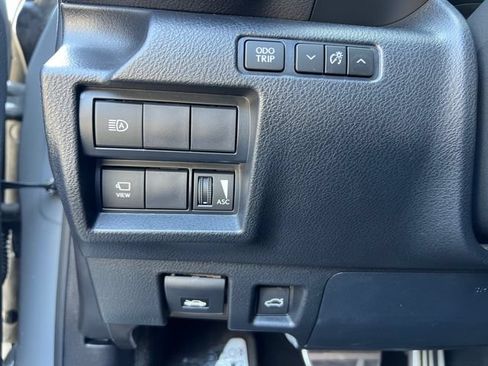 Used 2025 Lexus IS 350 F Sport w/ Navigation Package RWD image 33
