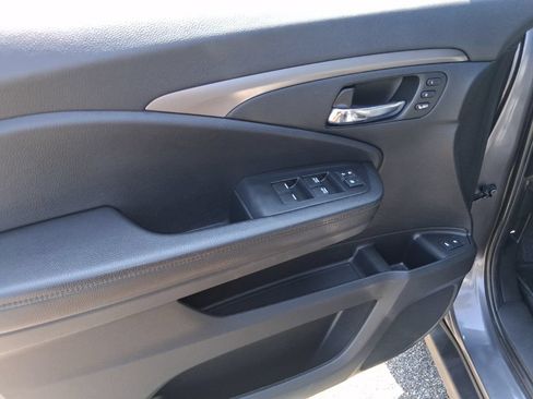 Used 2021 Honda Passport EX-L image 8