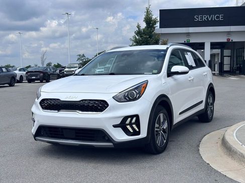 Certified 2022 Kia Niro EX FWD image 3