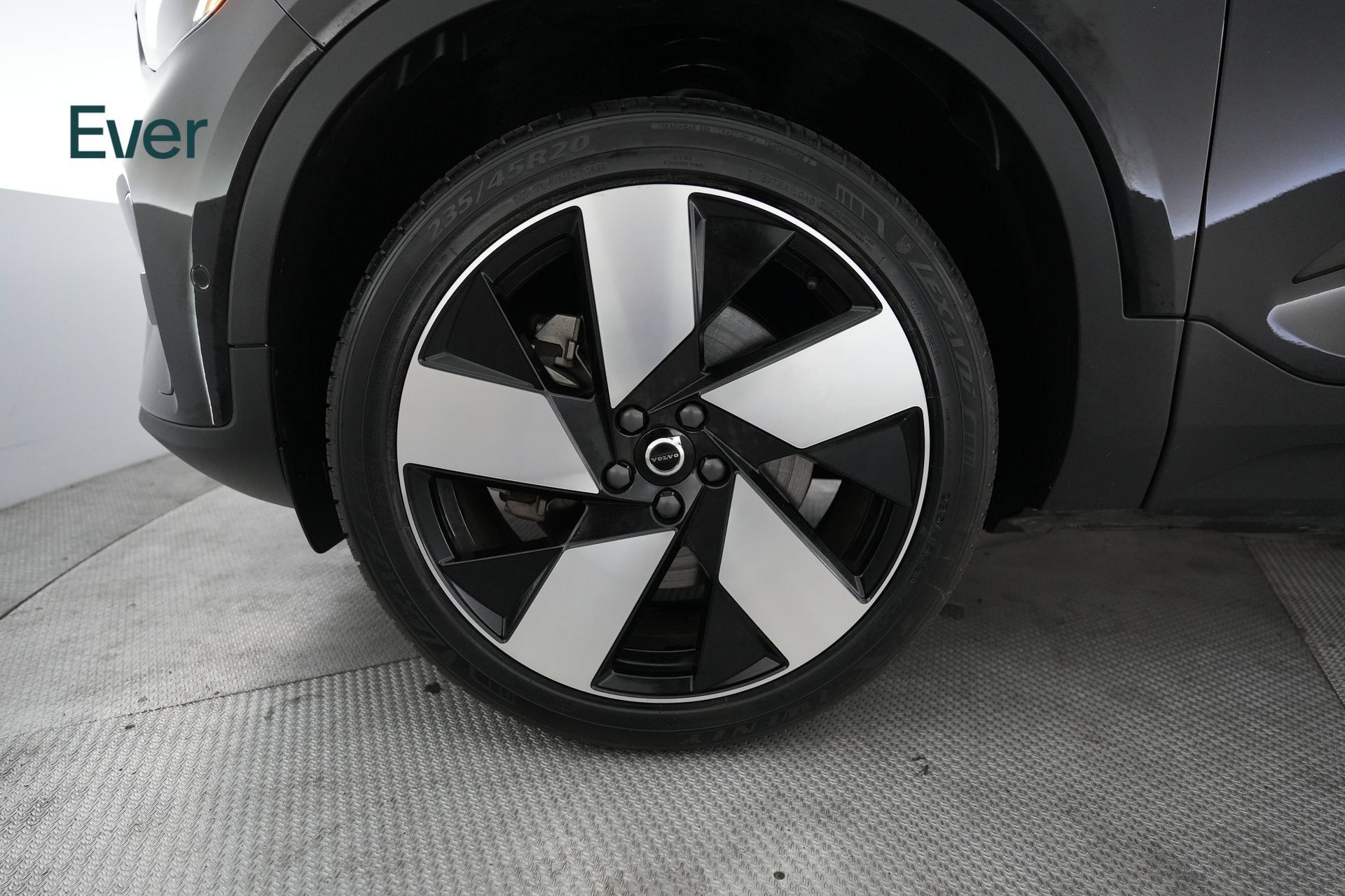 Used 2023 Volvo C40 P8 Recharge Ultimate AWD/4WD image 18