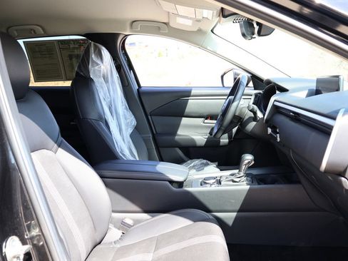 Used 2025 MAZDA CX-50 AWD 2.5 S w/ Preferred Package image 9