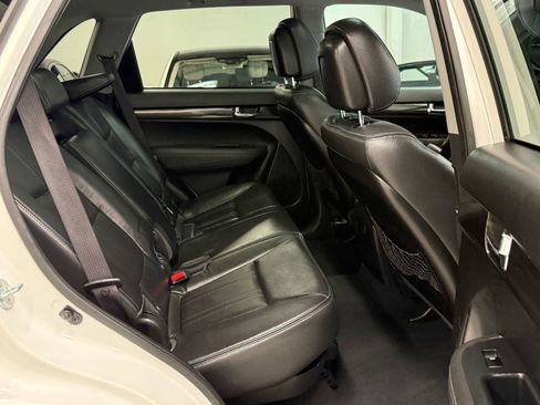 Used 2012 Kia Sorento SX w/ SX Premium Pkg image 22