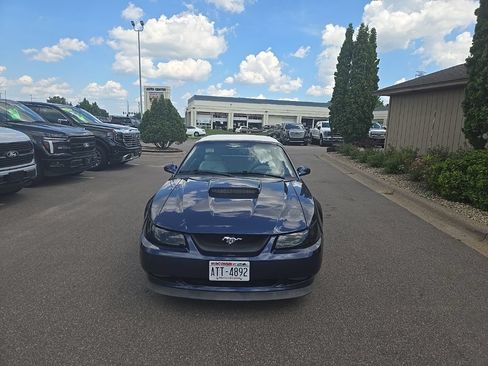 Used 2001 Ford Mustang GT RWD image 4