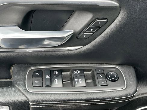 Used 2021 RAM 1500 Laramie image 17