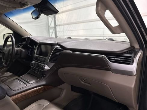 Used 2016 Chevrolet Tahoe LTZ RWD image 30