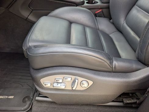 Certified 2022 Porsche Macan GTS image 20