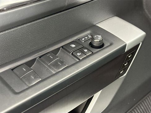 Used 2023 Toyota Tundra Platinum image 29