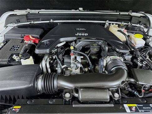 Used 2021 Jeep Wrangler Unlimited Sport image 23