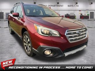 Used 2016 Subaru Outback 2.5i Limited AWD/4WD video 1