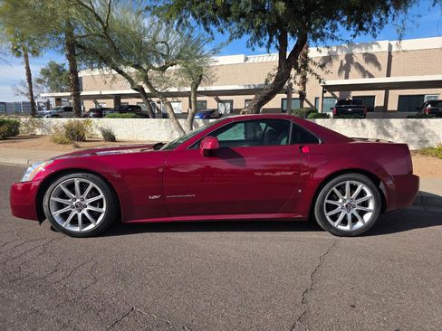 Used 2007 Cadillac XLR V image 6
