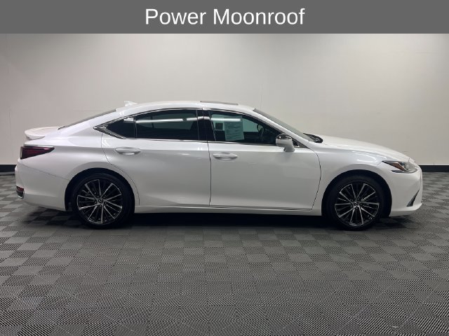 Certified 2025 Lexus ES 300h w/ Premium Package FWD image 4