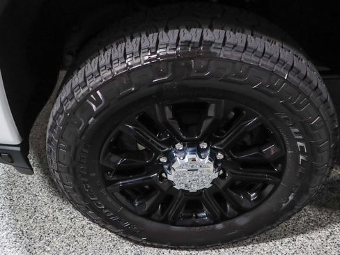 Used 2021 GMC Sierra 2500 Denali w/ Technology Package AWD/4WD image 11