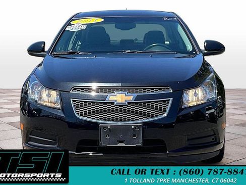 Used 2011 Chevrolet Cruze LTZ FWD image 3