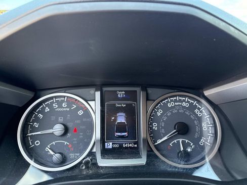 Used 2023 Toyota Tacoma SR5 image 14