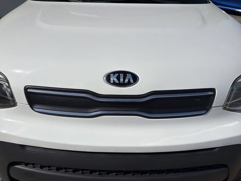 Used 2017 Kia Soul w/ Convenience Package FWD image 14